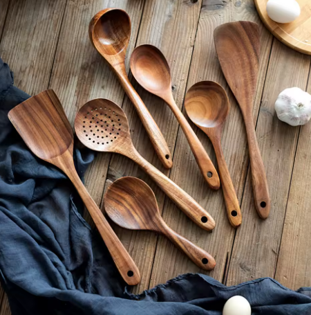 Complete Your Kitchen with Our 8-Piece Premium Ultimate Wooden Utensil Set!